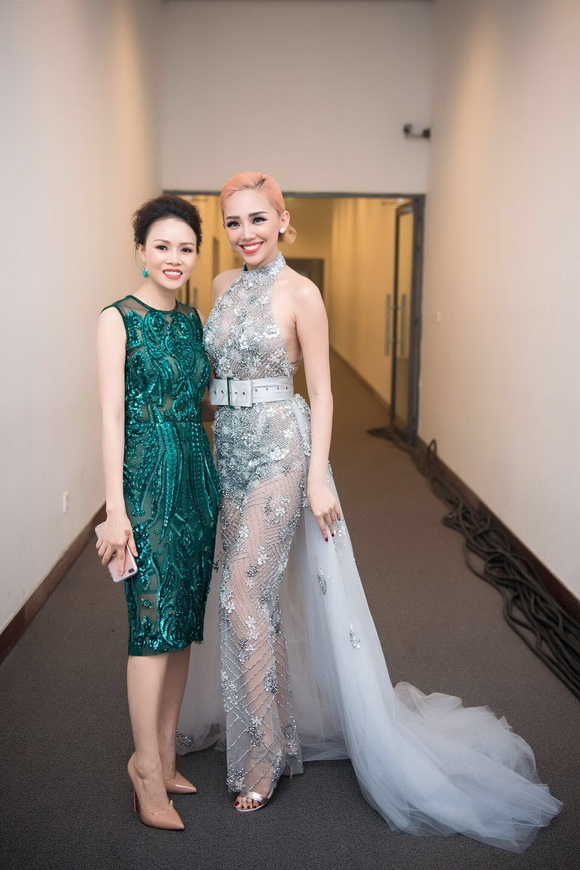 Syunbsio Body Design Gel, gel giảm béo tạo đường cong cơ thể, CEO Sarah Tú