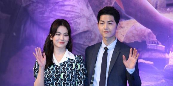 chuyện làng sao,sao Hàn,Song Joong Ki hẹn hò,bạn gái Song Joong Ki,Song Hye Kyo hẹn hò,bạn trai Song Hye Kyo,Song Joong Ki - Song Hye Kyo,Song Hye Kyo