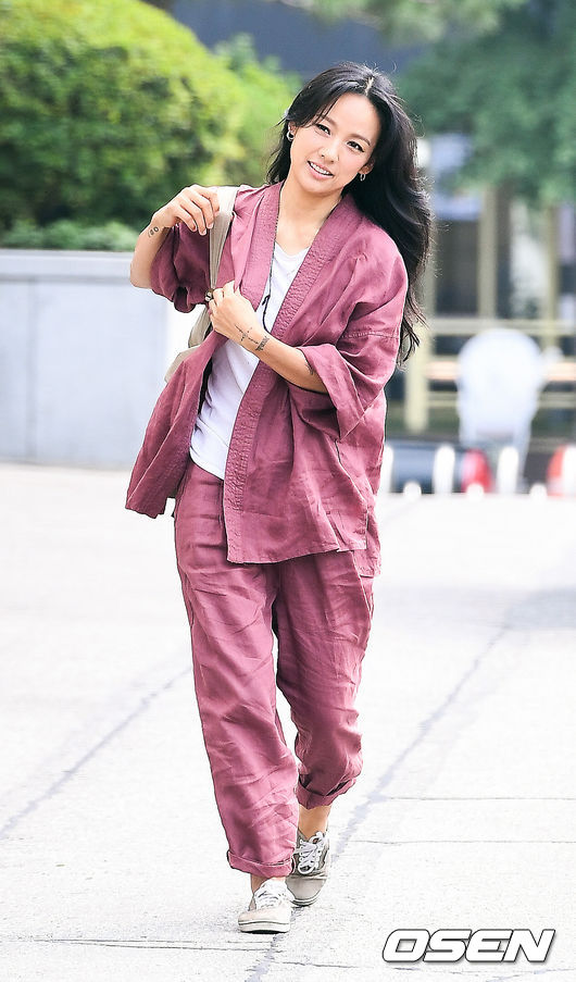Lee Hyori sexy,nữ hoàng gợi cảm lee hyori, lee hyori thời trang, sao Hàn