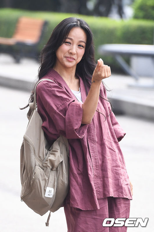 Lee Hyori sexy,nữ hoàng gợi cảm lee hyori, lee hyori thời trang, sao Hàn