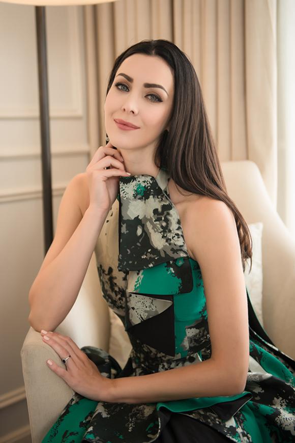 Hoa hậu Hoàn vũ thế giới 2015, Hoa hậu Hoàn vũ 2015, Natalie Glebova, sao Việt