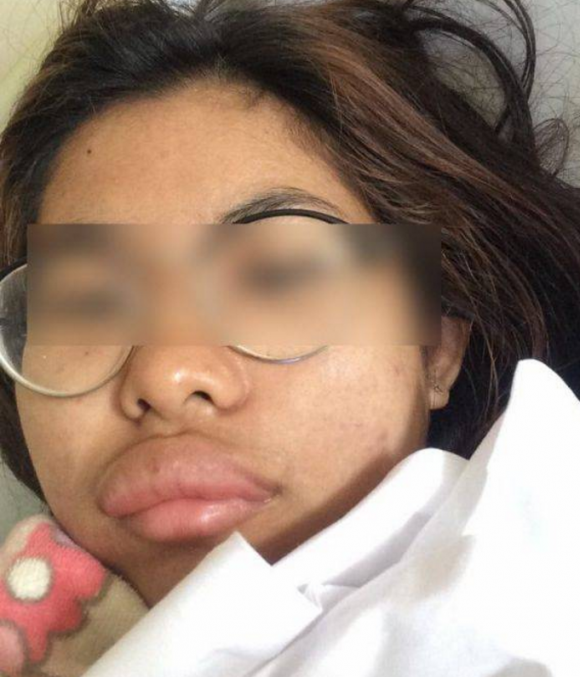 cô gái trẻ nhận cái kết bất ngờ, điều khiển xe máy không đội mũ bảo hiển, mũ bảo hiểm