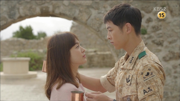 Song Hye Kyo, Song Joong Ki, Hậu duệ mặt trời, Song Joong Ki và Song Hye Kyo kết hôn