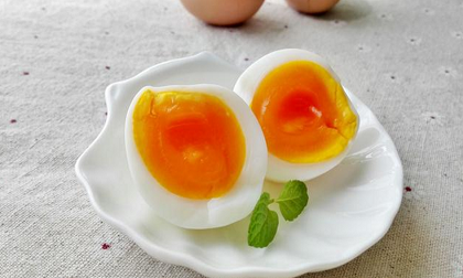 luộc trứng, mẹo hay, dạy nấu ăn, trứng dễ bóc vỏ
