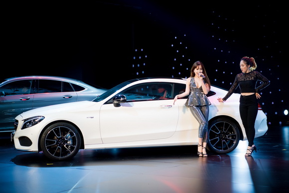 Mercedes-Benz Fascination, Lưu Hương Giang, Sao Việt