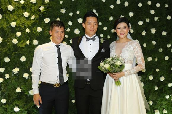 tiền đạo Sỹ Mạnh,  người mẫu Trúc Nguyễn, đám cưới của  tiền đạo Sỹ Mạnh, sao Việt