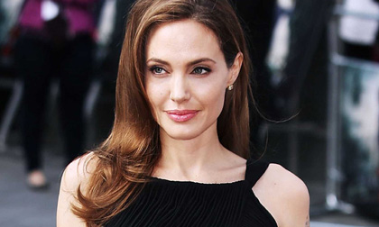 Angelina Jolie, Brad Pitt, gia đình Angelina Jolie, sao hollywood