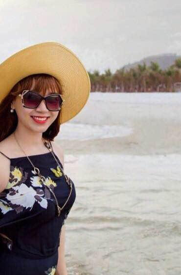 ba-chu-linh-huong-167-ngoisao.vn-w370-h560 0 mỹ phẩm Linh Hương, Bà chủ mỹ phẩm Linh Hương,
