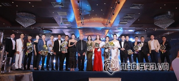 DJ Võ Hoàng Yến, Siêu mẫu Hoàng Yến, Võ Hoàng Yến, Fitness Model 2017, Hoàng Yến trình diễn thời trang