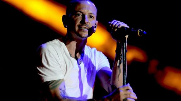 Linkin Park,ca sĩ nhạc rock,nam ca sĩ nhạc rock, Chester Bennington, sao Hollywood