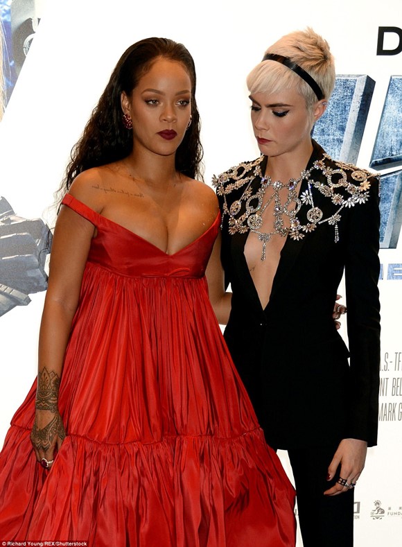 sao Hollywood, Rihanna,thời trang sao