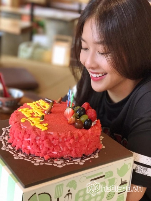 Hot girl và hot boy Việt, Hot girl và hot boy Việt tháng 8, tin tức Hot girl và hot boy Việt 