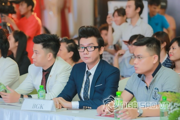 Ký Quốc Đạt, Á vương Ký Quốc Đạt, Triển lãm cưới, Sao Việt