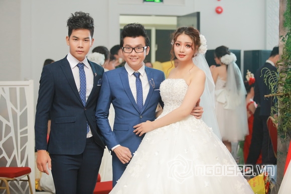 Ký Quốc Đạt, Á vương Ký Quốc Đạt, Triển lãm cưới, Sao Việt