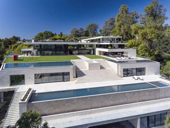 Beyonce and her husband, Beyonce and Jay Z, Beyonce's villa, Hollywood stars