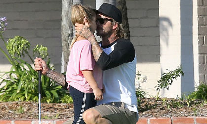 chuyện làng sao,sao Hollywood,Harper Seven Beckham,con gái David Beckham,bé Harper xinh xắn,Harper thời trang