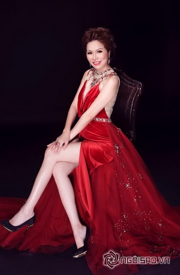 hoa-hau-bui-thi-ha-168-4-ngoisao.vn-w580-h884 7 Ms Universe Business 2017, Hoa hậu Bùi Thị Hà, Sao Việt