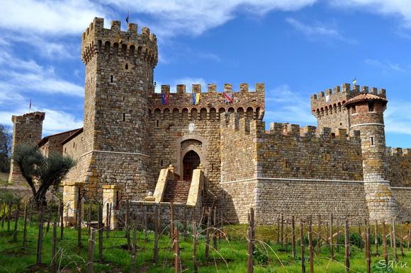 Nhật Tinh Anh, Sao Việt, Lâu đài Castello di Amorosa