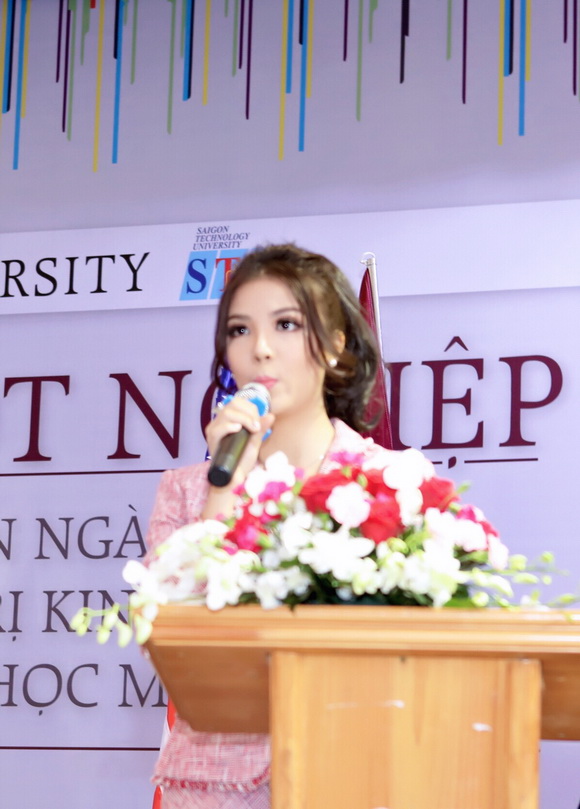 Trương Mi Ngọc, Diễn viên Trương Mi Ngọc, Đại sứ đại học Troy Hoa Kỳ, Sao Việt