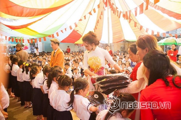 Hoa khôi Lý Thu Kiều, Dương Phúc Lâm, Lý Thu Kiều, sao việt