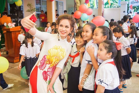 Hoa khôi Lý Thu Kiều, Dương Phúc Lâm, Lý Thu Kiều, sao việt