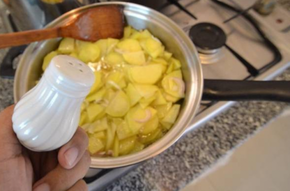 Cách làm món bánh trứng khoai tây, bánh trứng khoai tây, món bánh trứng thơm ngon lạ miệng,địa chỉ ăn ngon