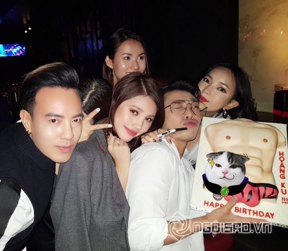 Hot girl và hot boy Việt, Hot girl và hot boy Việt tháng 8, tin tức Hot girl và hot boy Việt