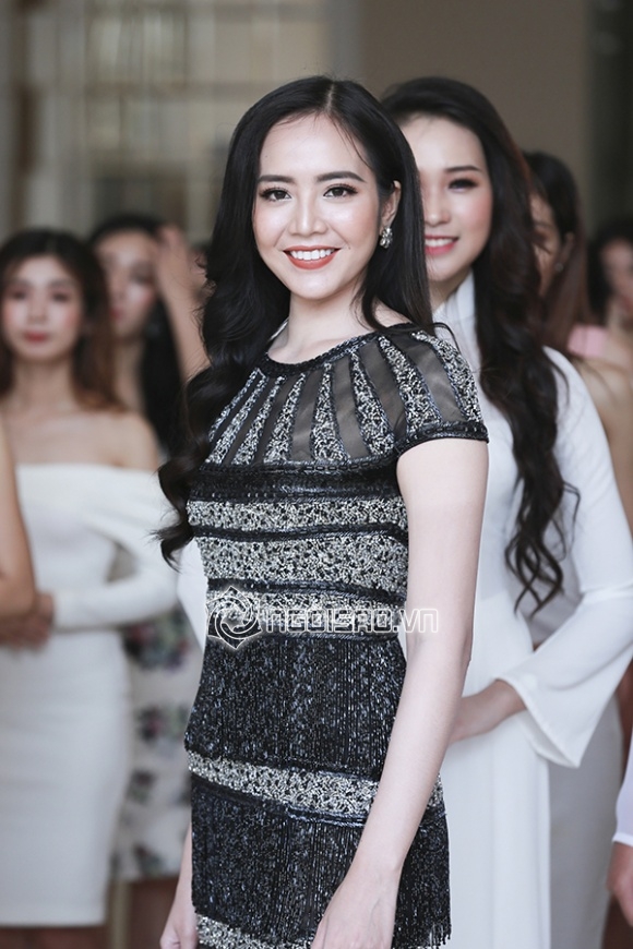 thời trang sao,sao Việt,Hoa hậu Hoàn vũ Việt Nam,Hoa hậu Hoàn vũ,Hoàng Thùy,Mâu Thuỷ