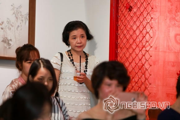 Tác giả đỗ mỹ dung,tự truyện không thể gục ngã,em gái ca sĩ mỹ linh,chuyện làng sao,sao Việt