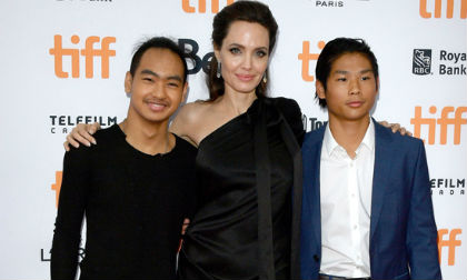 Angelina Jolie, gia đình Angelina Jolie, Brad Pitt,thời trang sao,sao Hollywood
