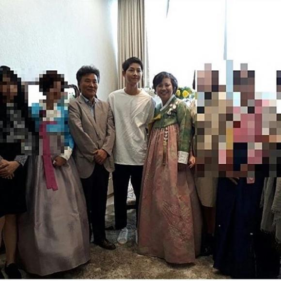 chuyện làng sao,đám cưới của Song Joong Ki,Song Joong Ki và Song Hye Kyo làm đám cưới, song joong ki hành động đặc biệt, sao Hàn