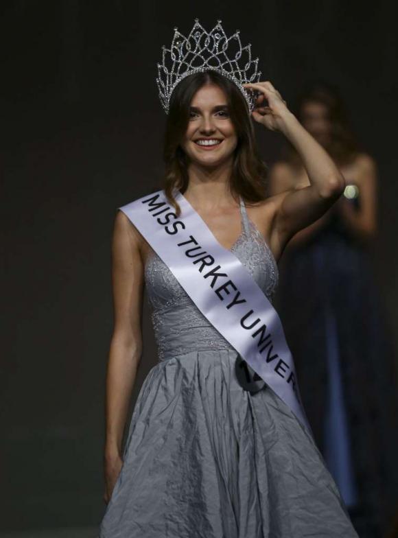 ,Hoa hậu Thổ Nhĩ Kỳ,hoa hậu bị tước vương miện, hoa hậu thổ nhĩ kỳ 2017, Miss world 2017