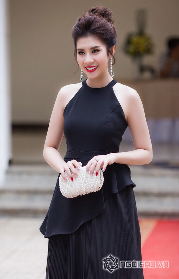 Á khôi Dương Yến Nhung, Dương Yến Nhung, sao việt