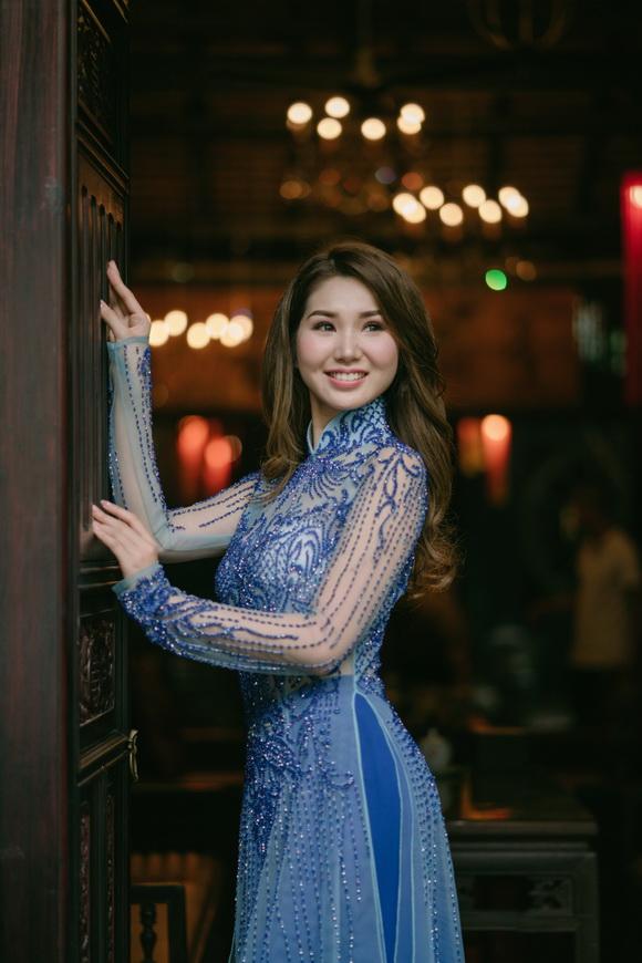 Miss Grand Nhật Bản,Miss Grand Nhật Bản,đại diện nhật bản mặc áo dài việt