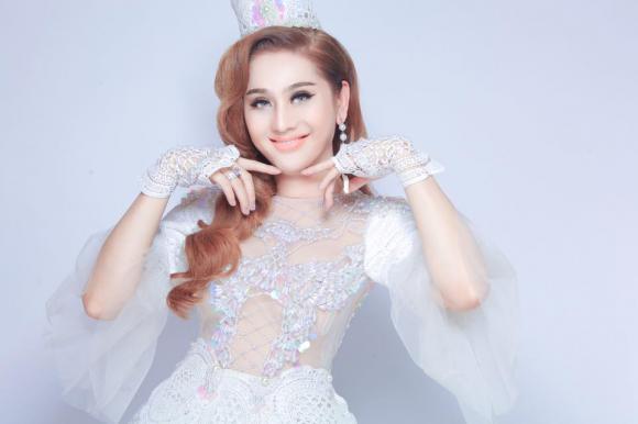 sao việt, lâm khánh chi, lâm chi khanh, lâm chi khanh dao kéo, lâm khánh chi mặt khác lạ,album ảnh sao