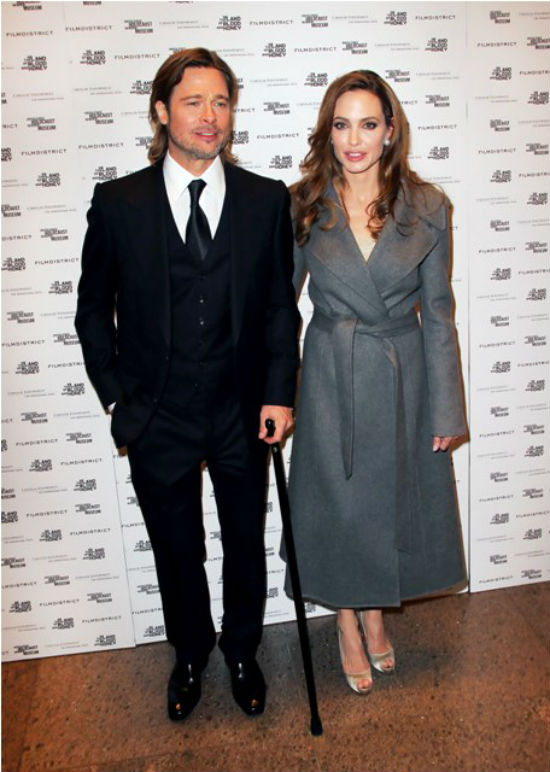thời trang sao,Diễn viên Angelina Jolie,thời trang của Angelina Jolie,Angelina Jolie đẹp, angelina jolie trang phục xám, sao Hollywood
