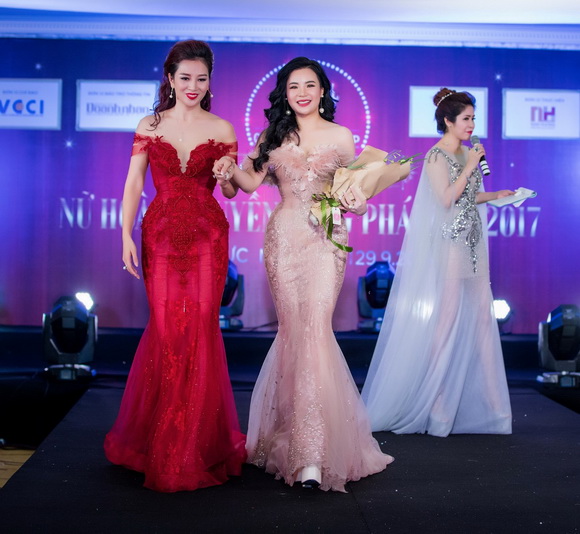 chủ tịch tập đoàn TS Group, Nguyễn Thu Trang, Mrs Asia International 2017