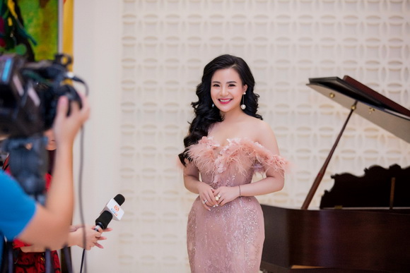 chủ tịch tập đoàn TS Group, Nguyễn Thu Trang, Mrs Asia International 2017