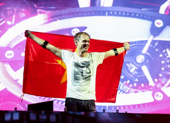 Dj số 1 thế giới,dj Armin van Buuren,Armin van Buuren trở lại việt nam