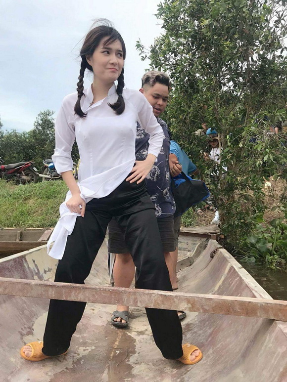 Di Băng, doanh nhân Di Băng, sao việt