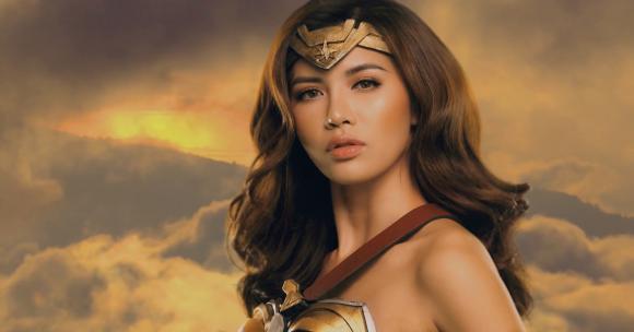 Minh Tú,Minh Tú hoá Wonder Woman,Minh Tú cosplay