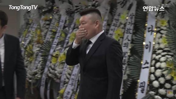 đám tang sao Reply 1988, Kim Joo Hyuk, đám tang Kim Joo Hyuk, tai nạn Kim Joo Hyuk, sao Hàn