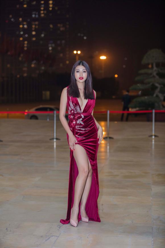Chế Nguyễn Quỳnh Châu,Tuần lễ thời trang Việt Nam,Vietnam International Fashion Week 2017