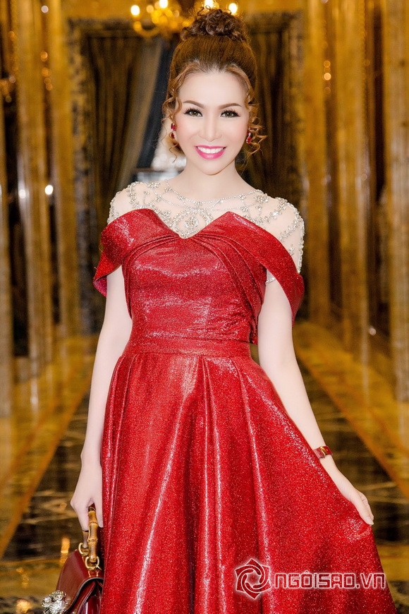 Bùi Thị Hà, Hoa hậu Bùi Thị Hà, Sao Việt