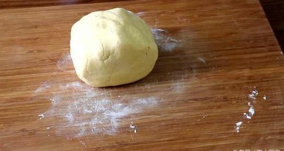Cách làm bánh rán bí đỏ, bánh rán bí đỏ, hướng dẫn làm bánh rán bí đỏ