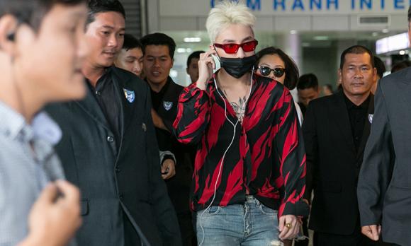 Sơn Tùng M-TP,G-Dragon,Sơn Tùng M-TP vượt mặt G-Dragon