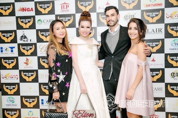 Bùi Thị Hà, Hoa hậu Bùi Thị Hà, sao việt