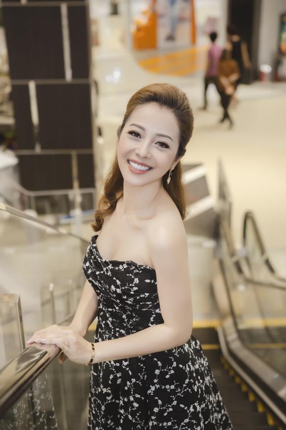 Jennifer phạm,bà mẹ 3 con jennifer phạm,hoa hậu châu á tại mỹ