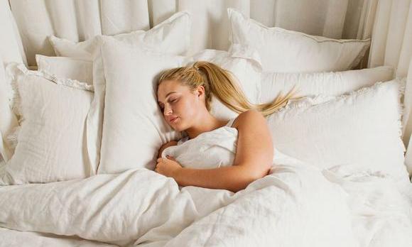 Ngửi mùi quần áo bẩn của chồng, phụ nữ giảm stress, phụ nữ sẽ giảm hẳn stress nếu ngửi mùi quần áo bẩn
