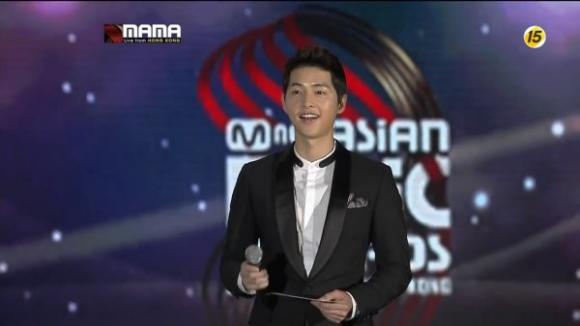 Song Joong Ki đến Hồng Kông, song joong ki dẫn chương trình, lễ trao giải mama 2017